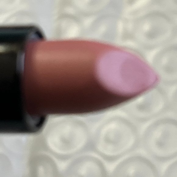 Jk Jemma Kidd lipstick duo moisturizer and color Juliet - Picture 6 of 11